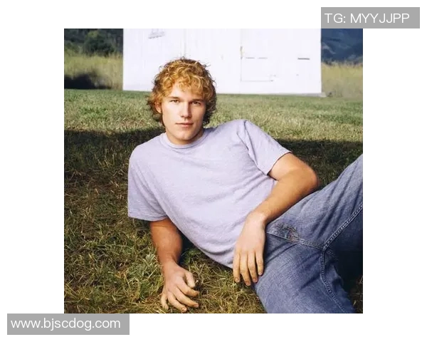 从青涩少年到足球巨星的逆袭之路：我的成长与奋斗史